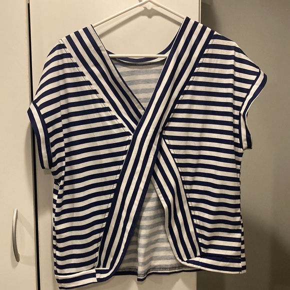 Super cute navy blue and white striped top ~ shein size large - nautical - Picture 1 of 4